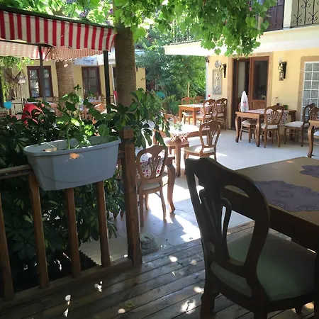 Ξενοδοχείο Sevil 2*